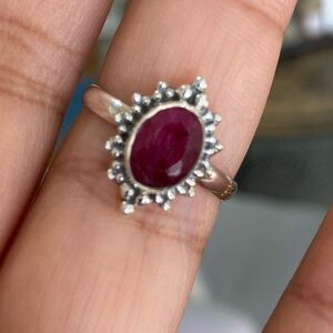 925 Elegant Silver and genuine Ring